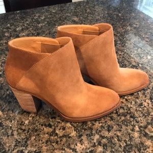 Lucky Brand eesa ankle boot